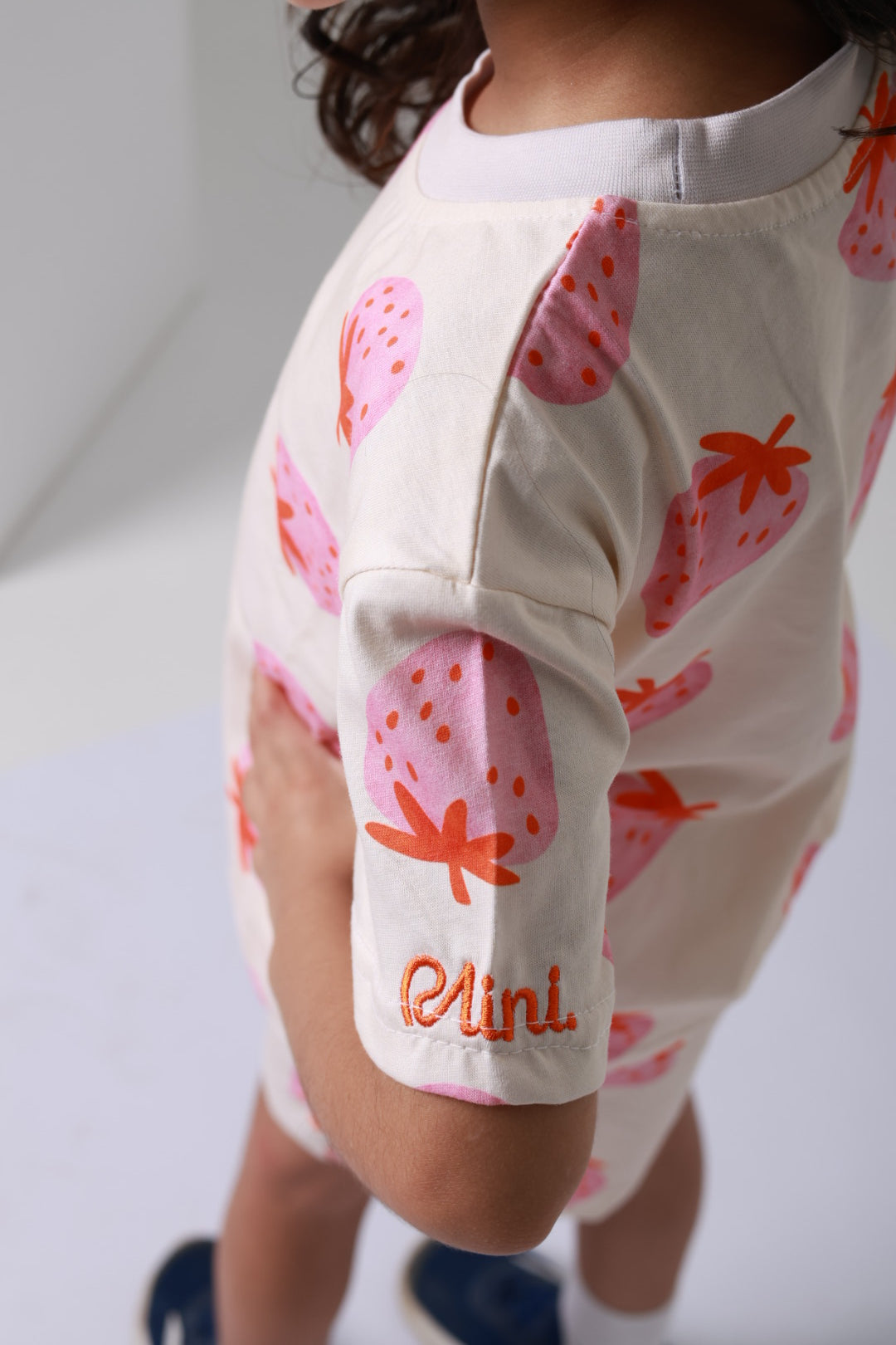 Baby girl cotton 2-piece outfit set / strawberry